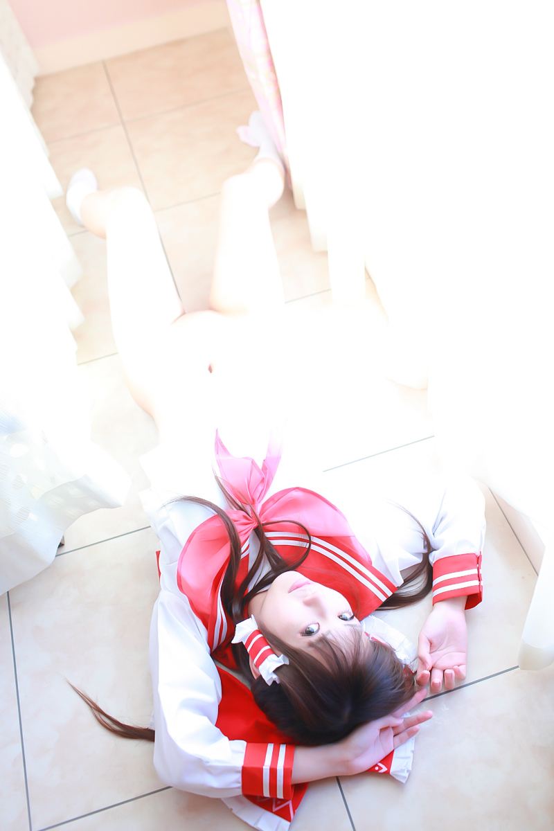 [Cosplay] Reimu Hakurei with dildo and toys - Touhou Project Cosplay 2